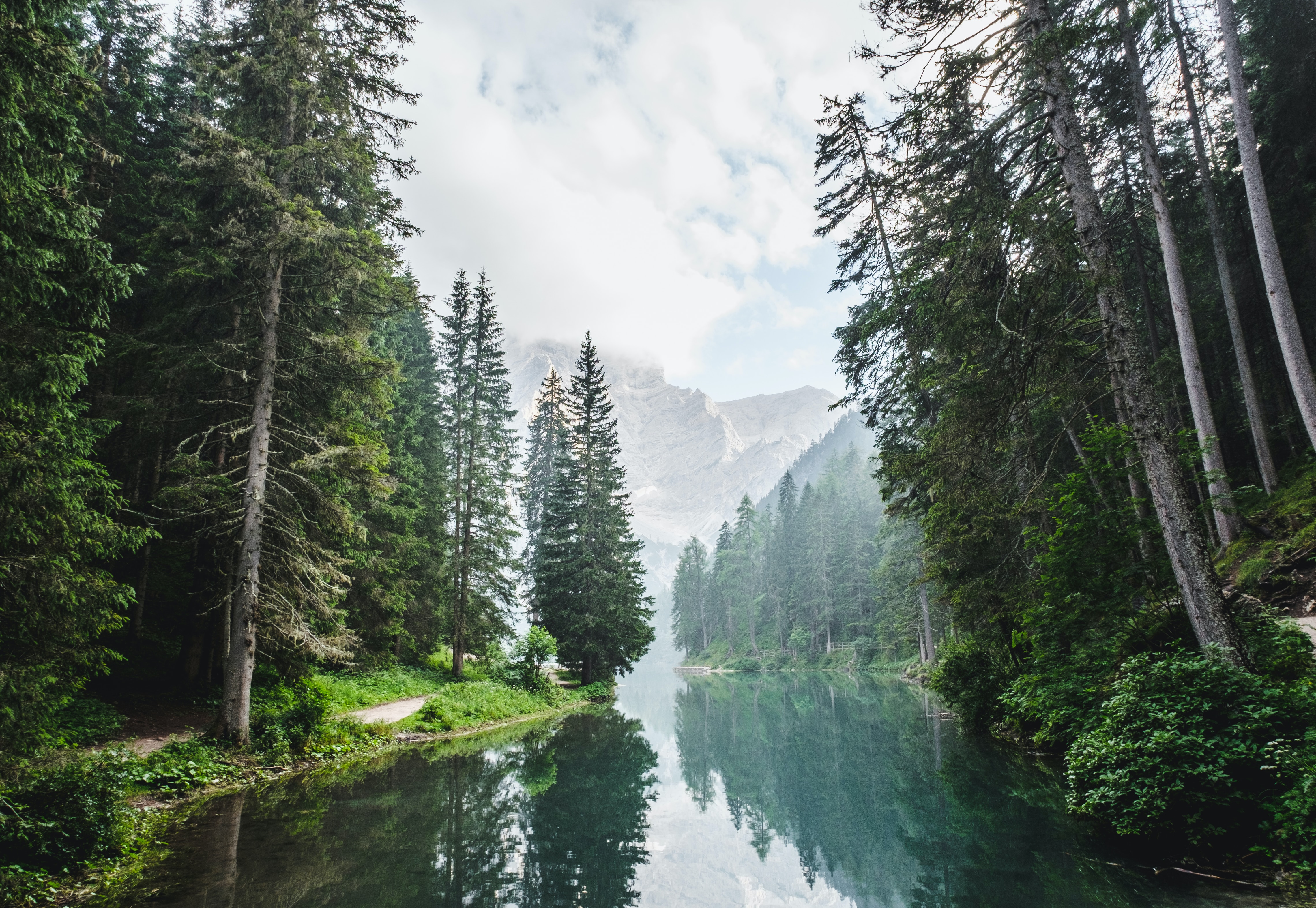 luca-bravo-ESkw2ayO2As-unsplash-1